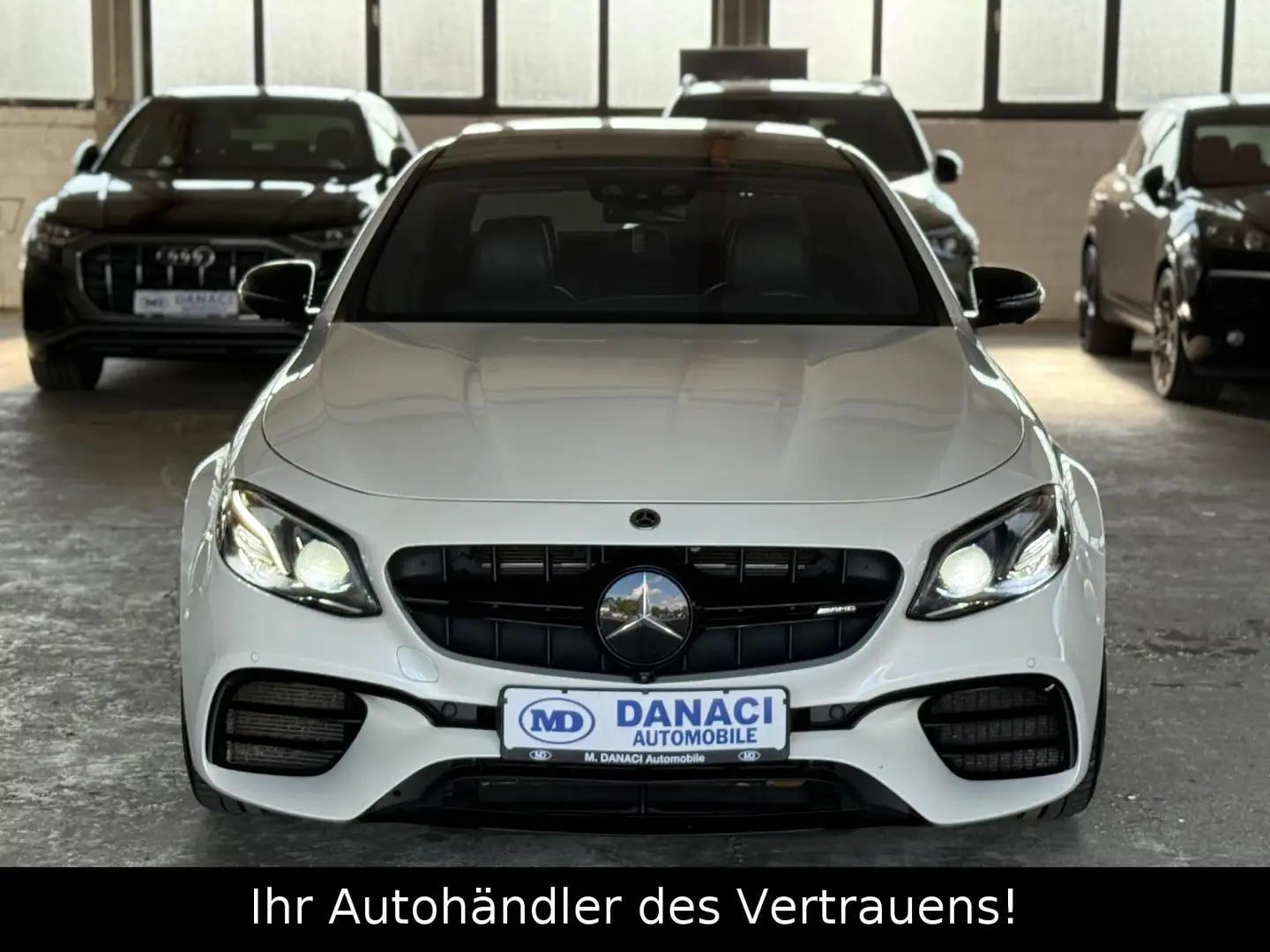 Mercedes-Benz E 63 AMG Lim 4Matic+ PANO/Burmester/360*/DEUTSCH Blanc - 2