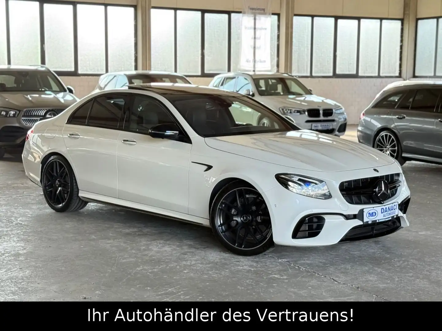 Mercedes-Benz E 63 AMG Lim 4Matic+ PANO/Burmester/360*/DEUTSCH Blanc - 1