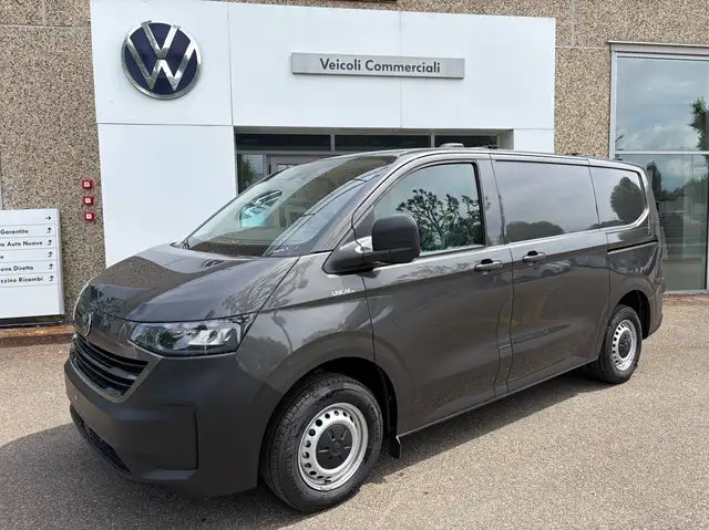 Volkswagen T7 Transporter
