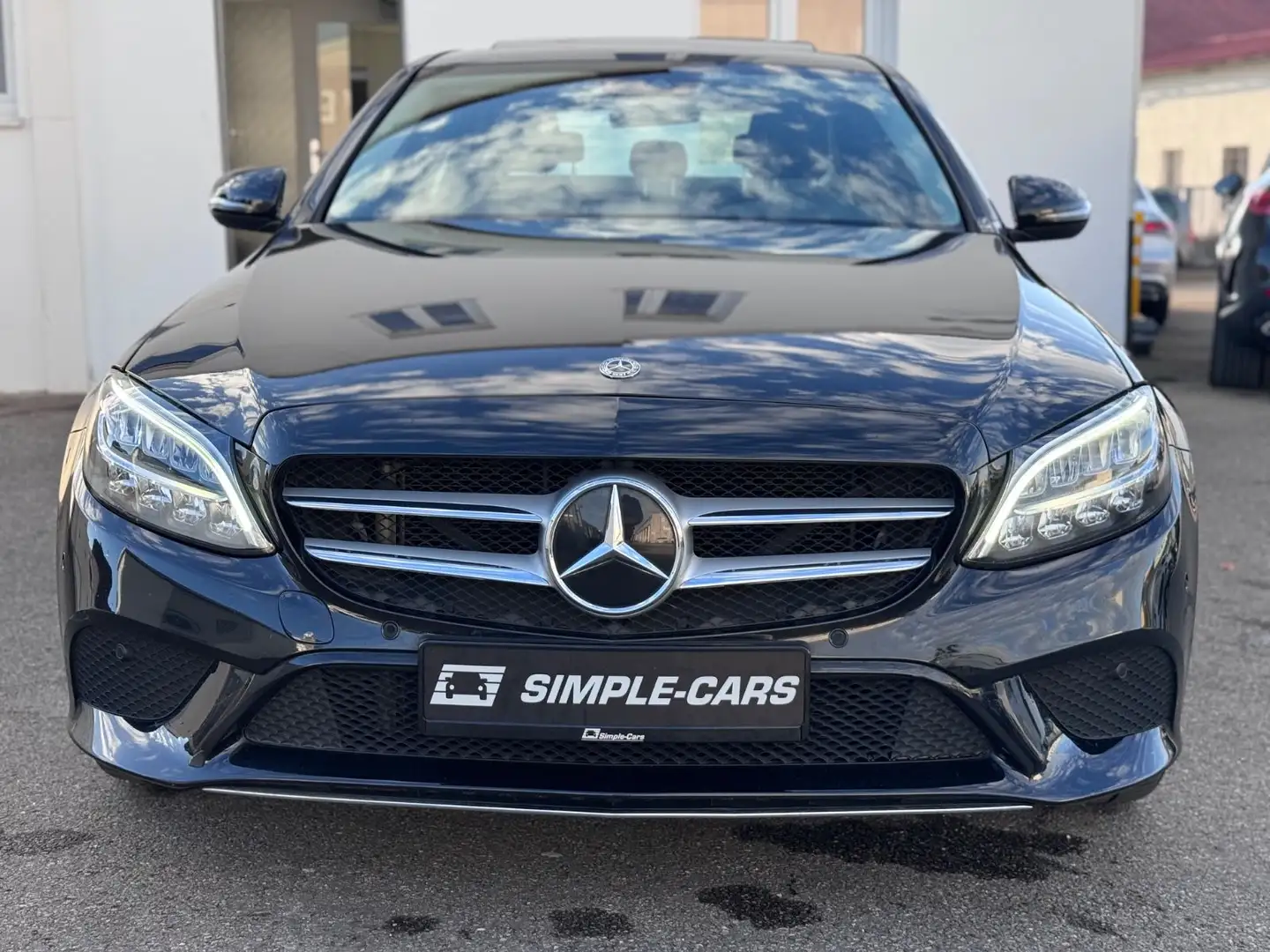 Mercedes-Benz C 180 Limousine *AVANTGARDE*AMBIENT*KAMERA*ASSIS Noir - 1