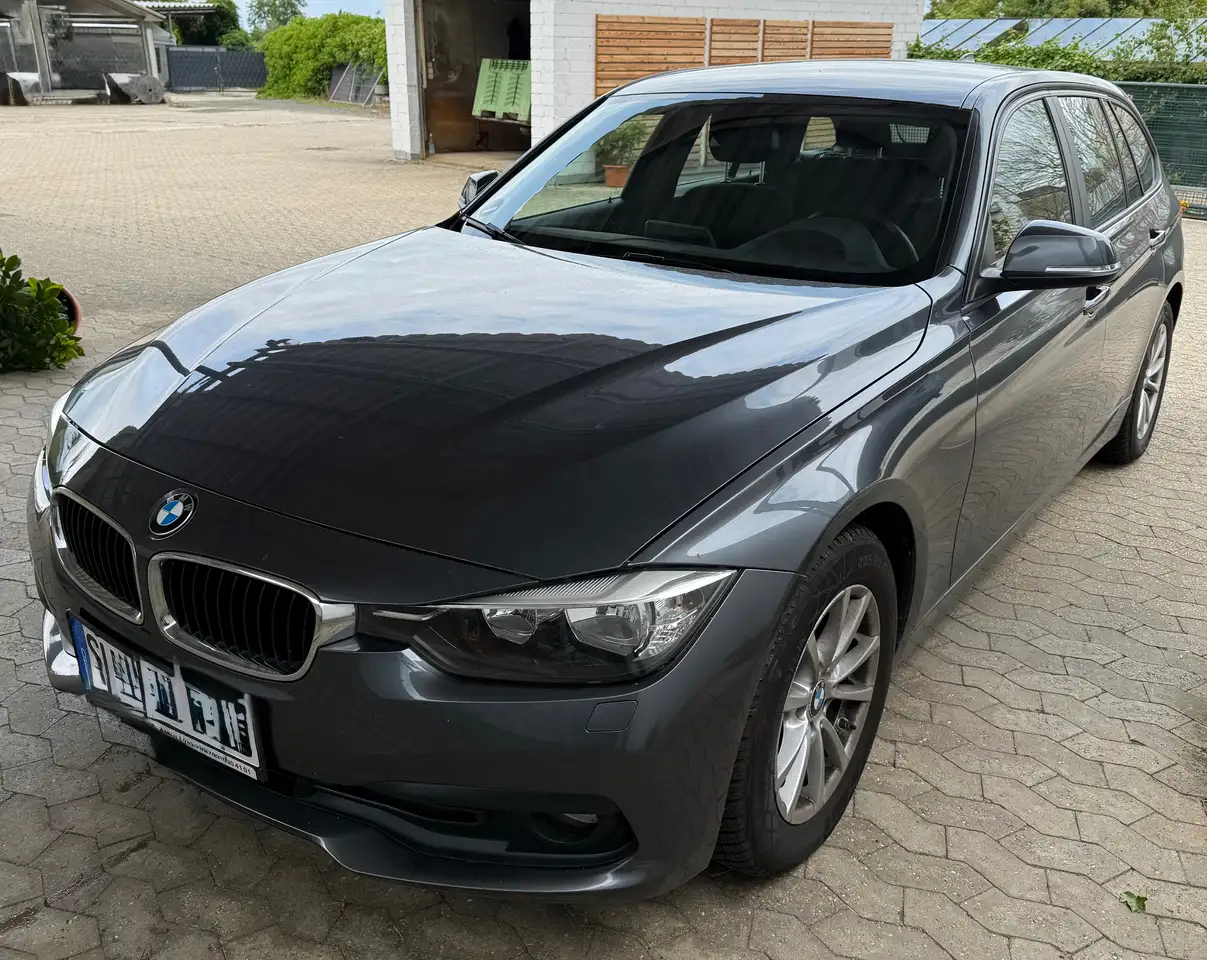 BMW 320