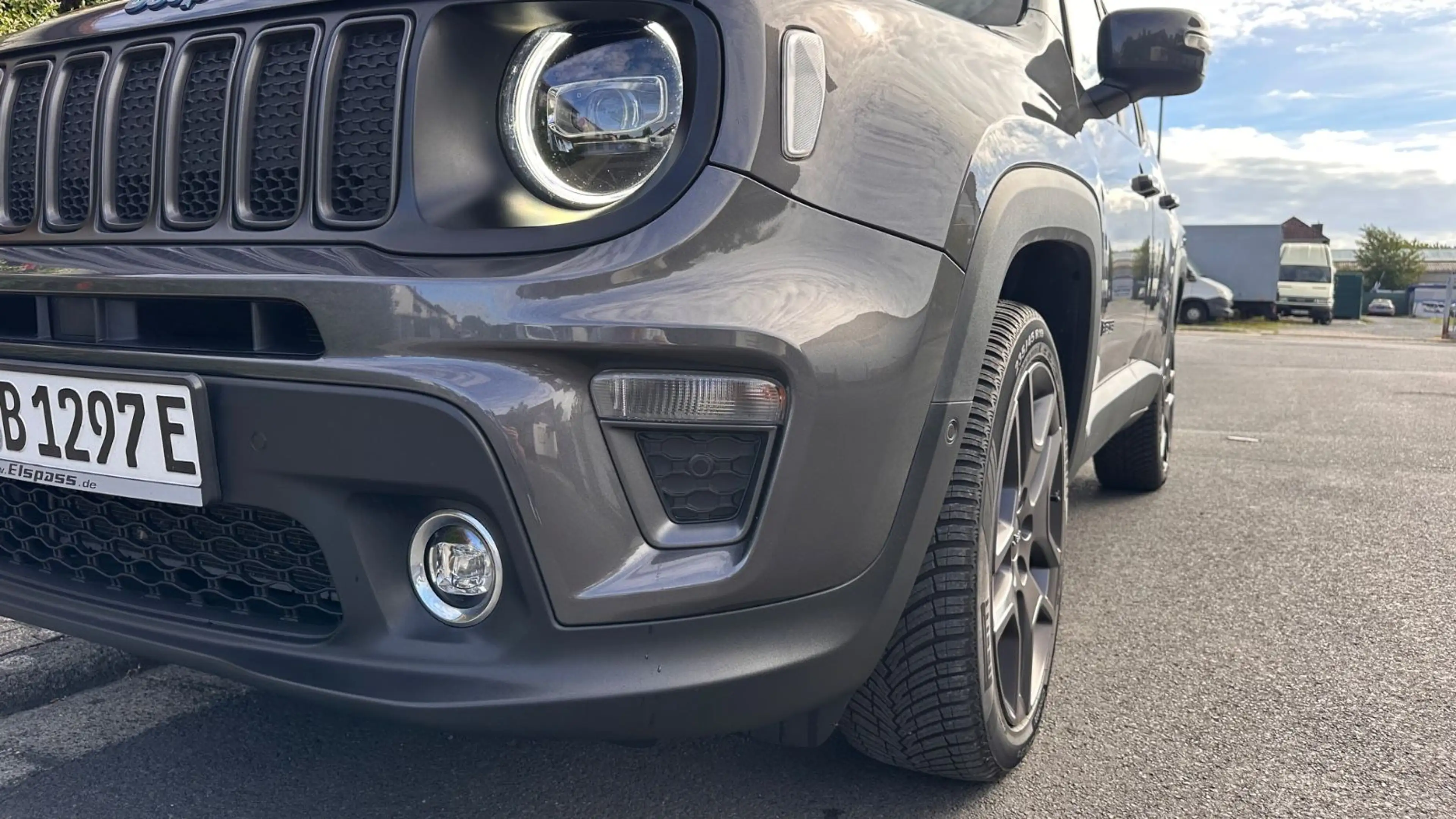 Jeep Renegade S Plug-In-Hybrid 4xe, 1. Hand, ACC, Aut — photo 9