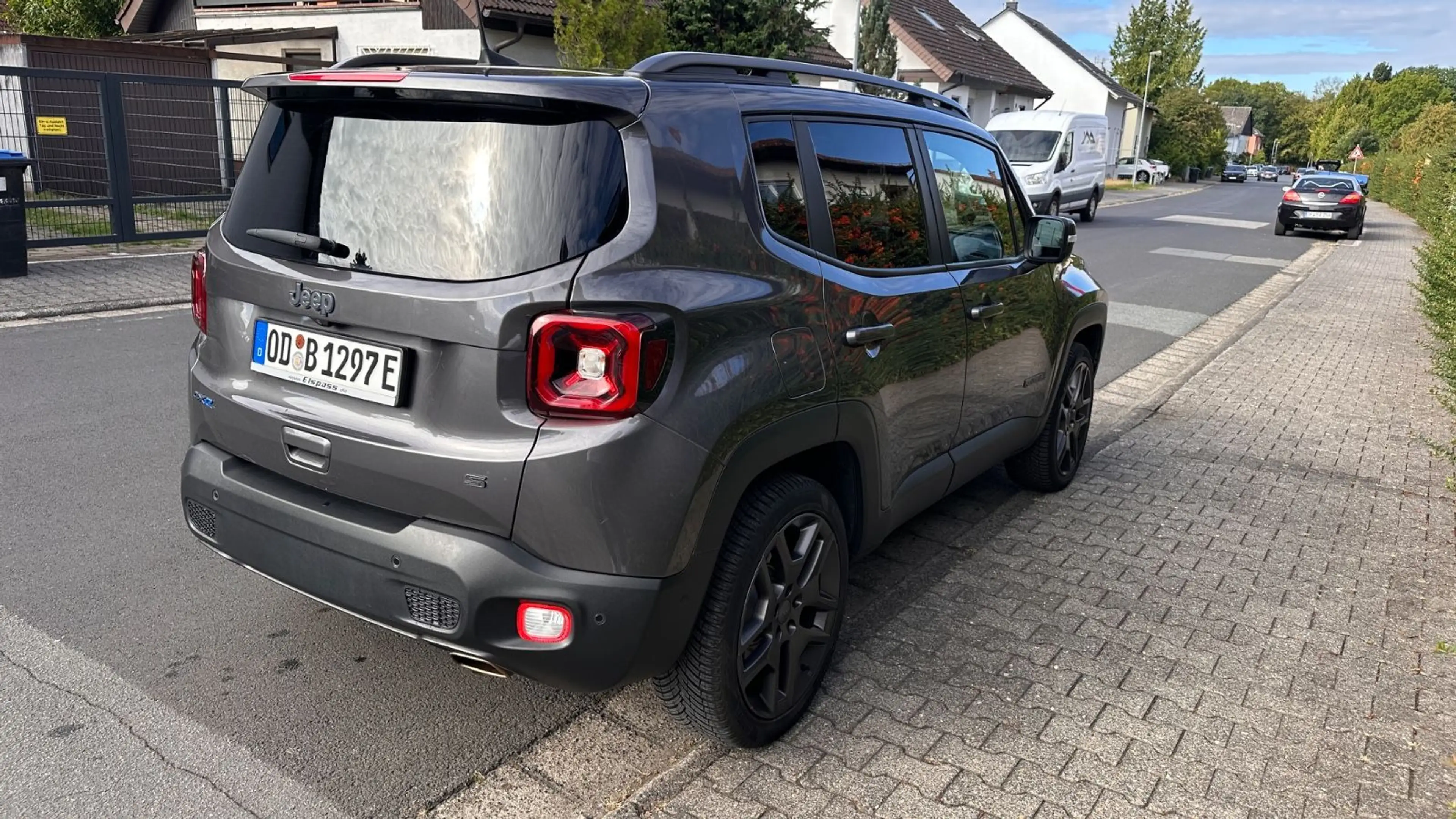 Jeep Renegade S Plug-In-Hybrid 4xe, 1. Hand, ACC, Aut — photo 7