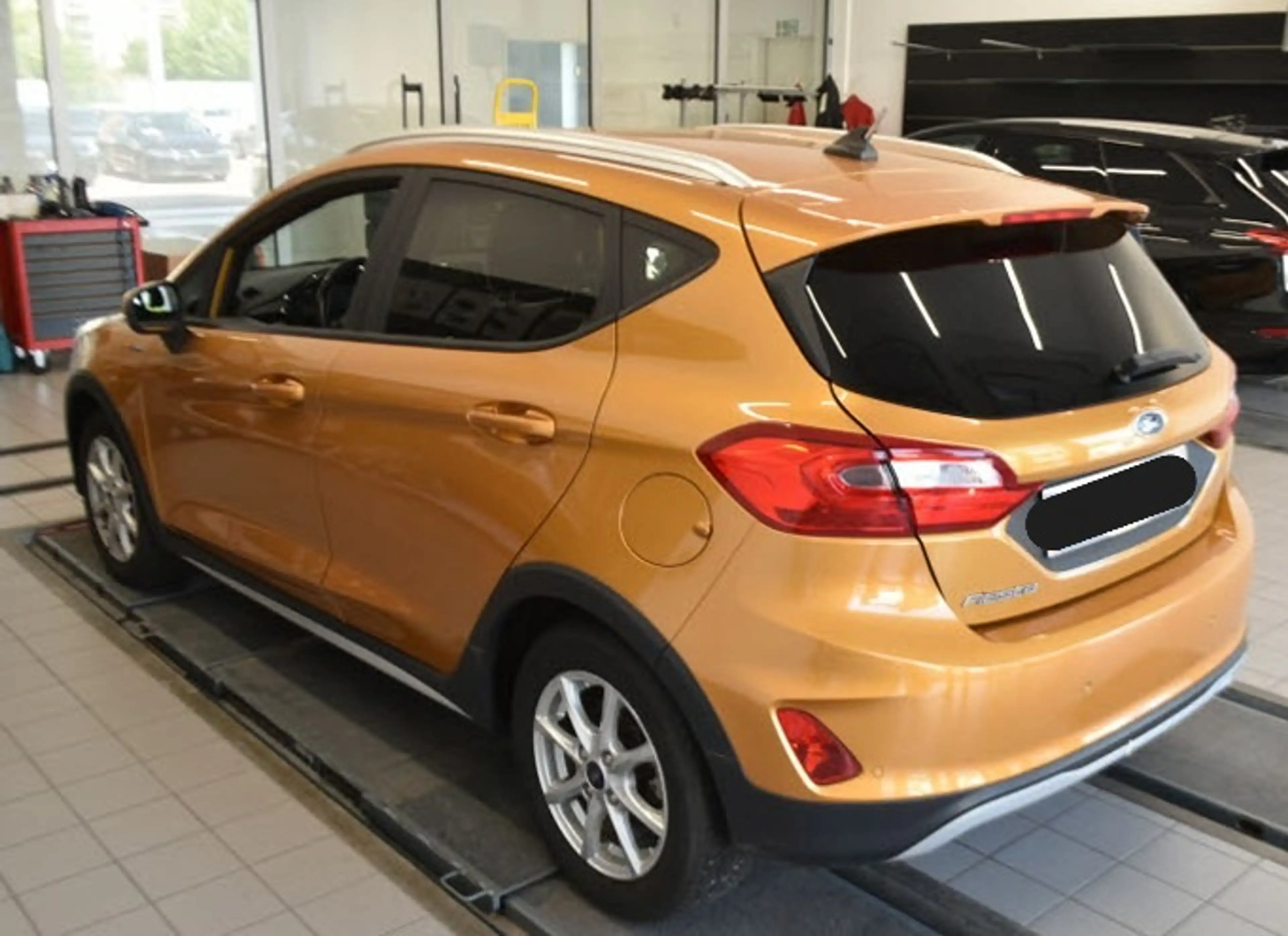 Ford Fiesta Active Colourline SHZ PDC — photo 2