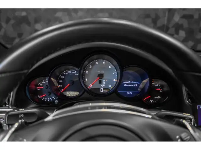 Porsche 991 view 14