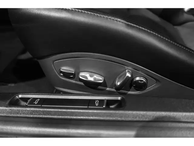 Porsche 991 view 21