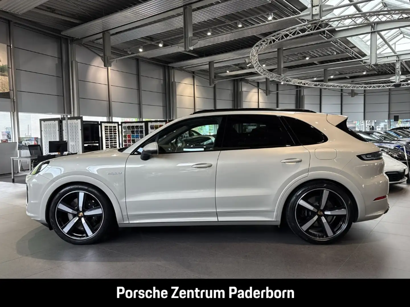 Porsche Cayenne S E-Hybrid Sportabgasanlage Panoramadach Beige - 2
