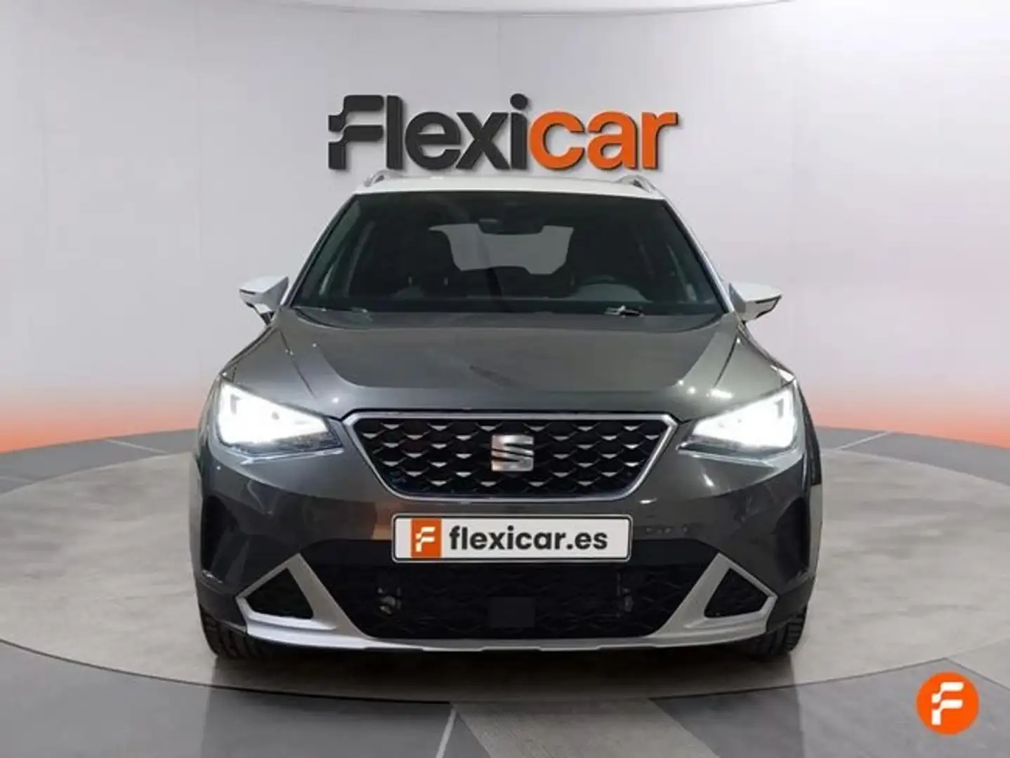 SEAT Arona 1.5 EcoTSI S&S Special Edition DSG7 150 Gris - 2