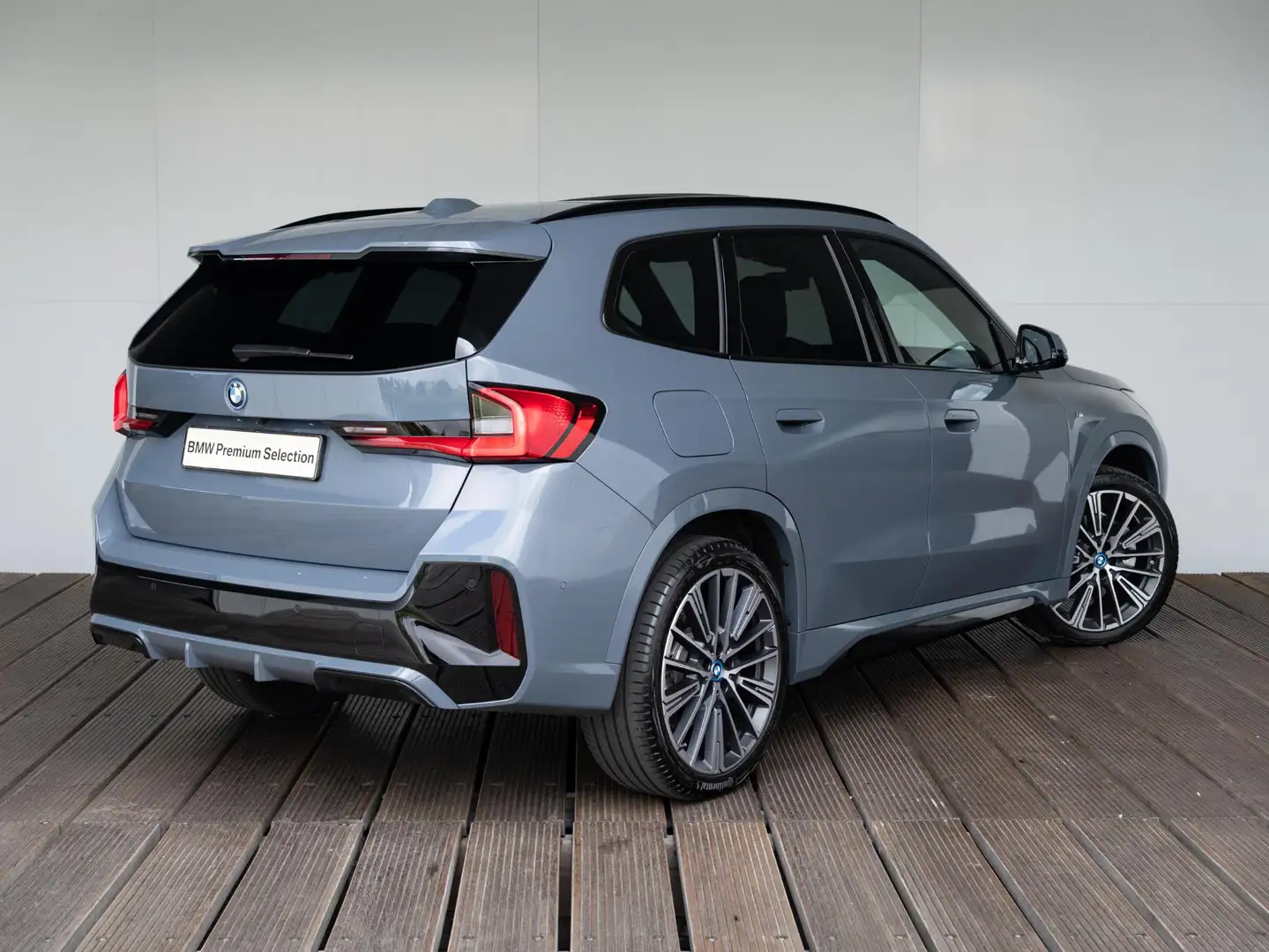 BMW X1 xDrive30e | M Sportpakket | Innovation Pack | Verw Grijs - 2
