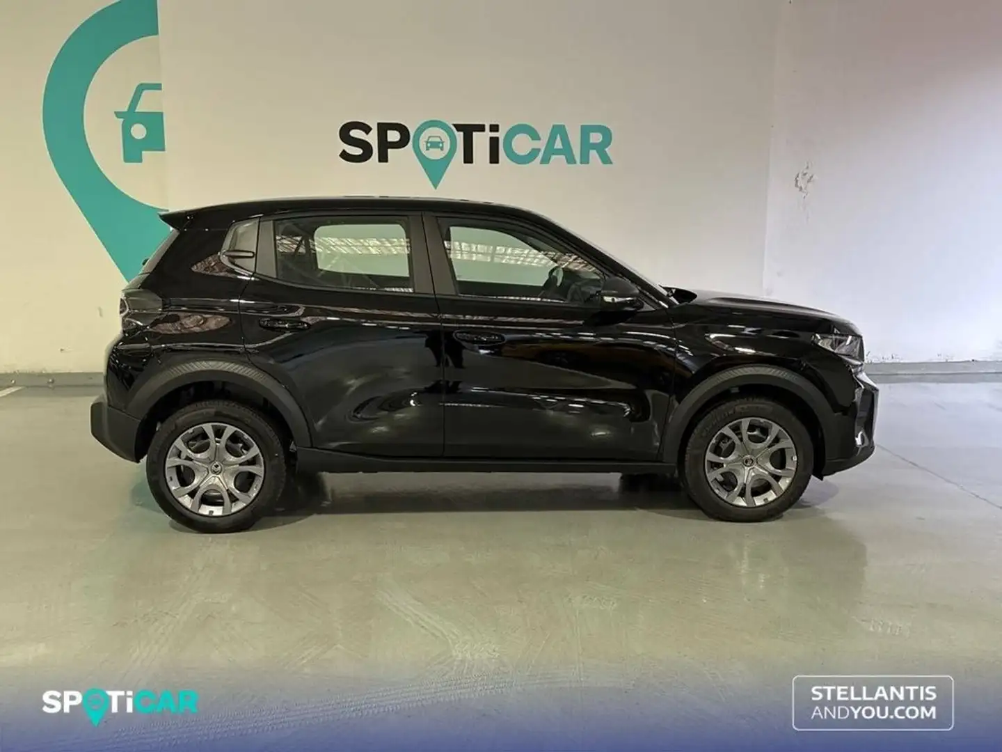 Citroen C3 1.2 Turbo S&S You 100 Zwart - 2