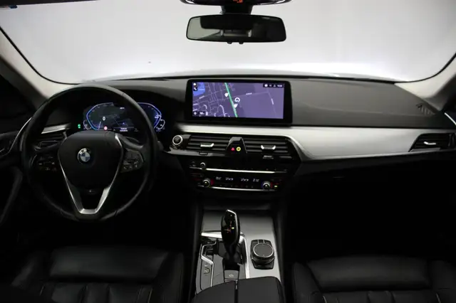 BMW 5 Series view 2