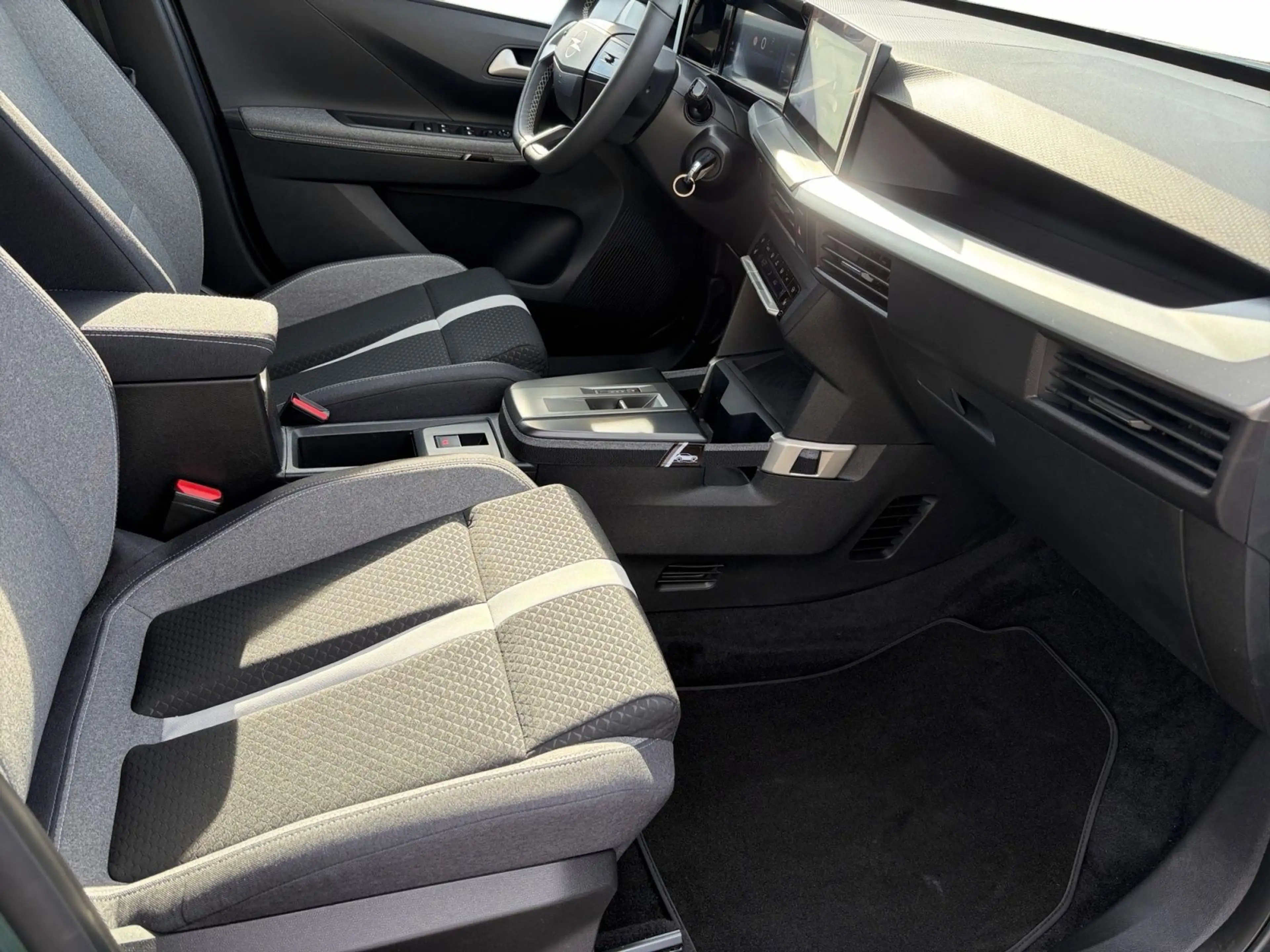 Opel Frontera Mild-Hybrid GS, RFK, ALLWETTER, FRONTSCHEIBENHE... — photo 14