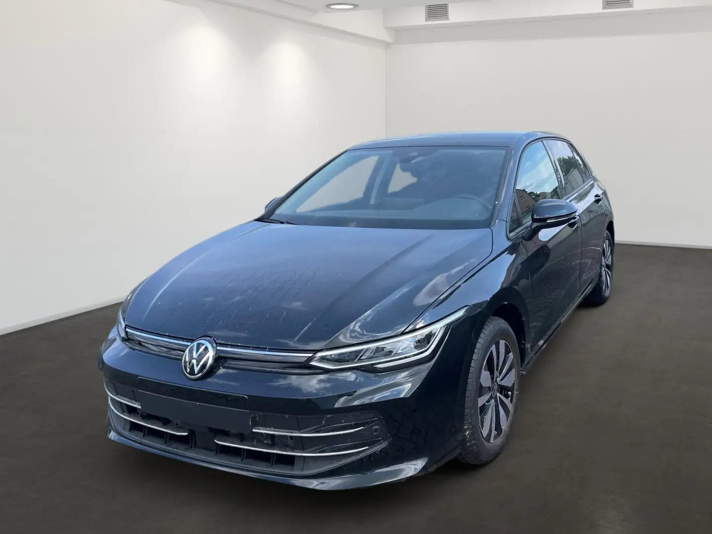 Volkswagen Golf VIII Life 1,5 eTSI Digital Cockpit Navi LED Fekete - 2
