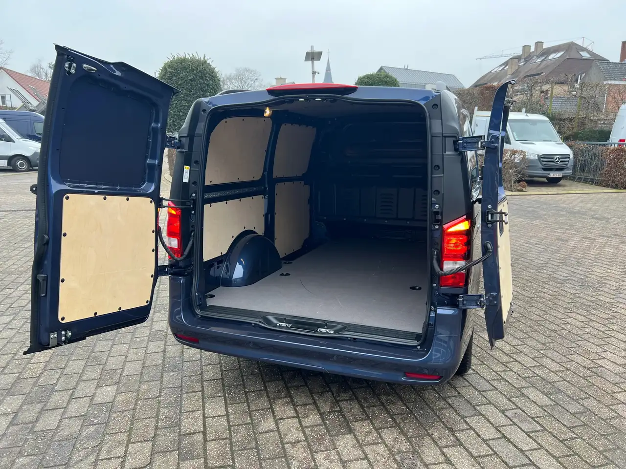 Mercedes-Benz Vito 119 L2 4x4 AUTO (49.000€ex.) — foto 6