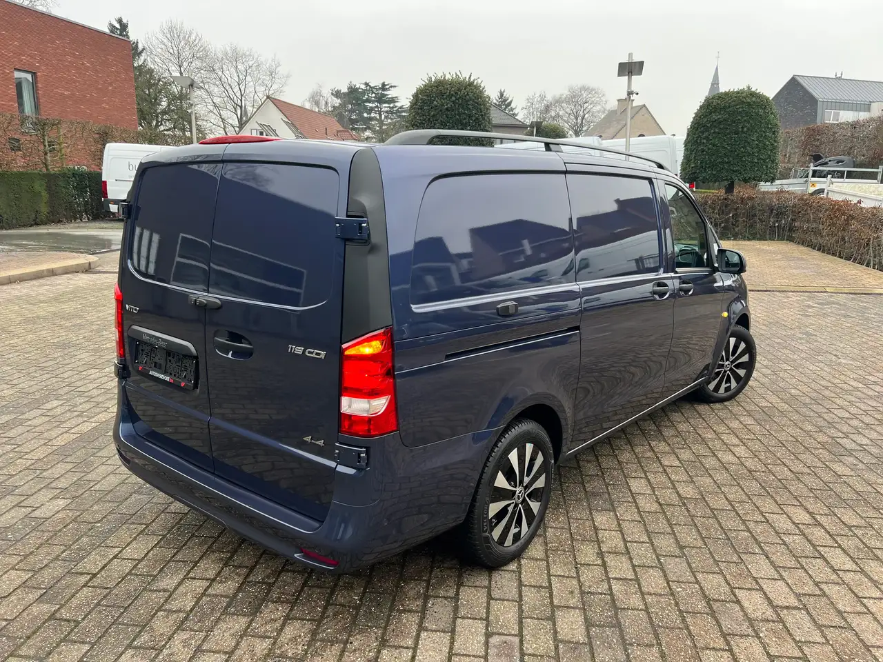 Mercedes-Benz Vito 119 L2 4x4 AUTO (49.000€ex.) — foto 4