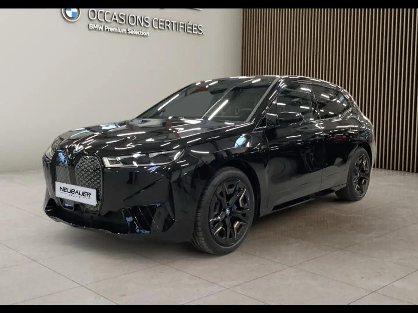 BMW M6 M60 619ch - 1