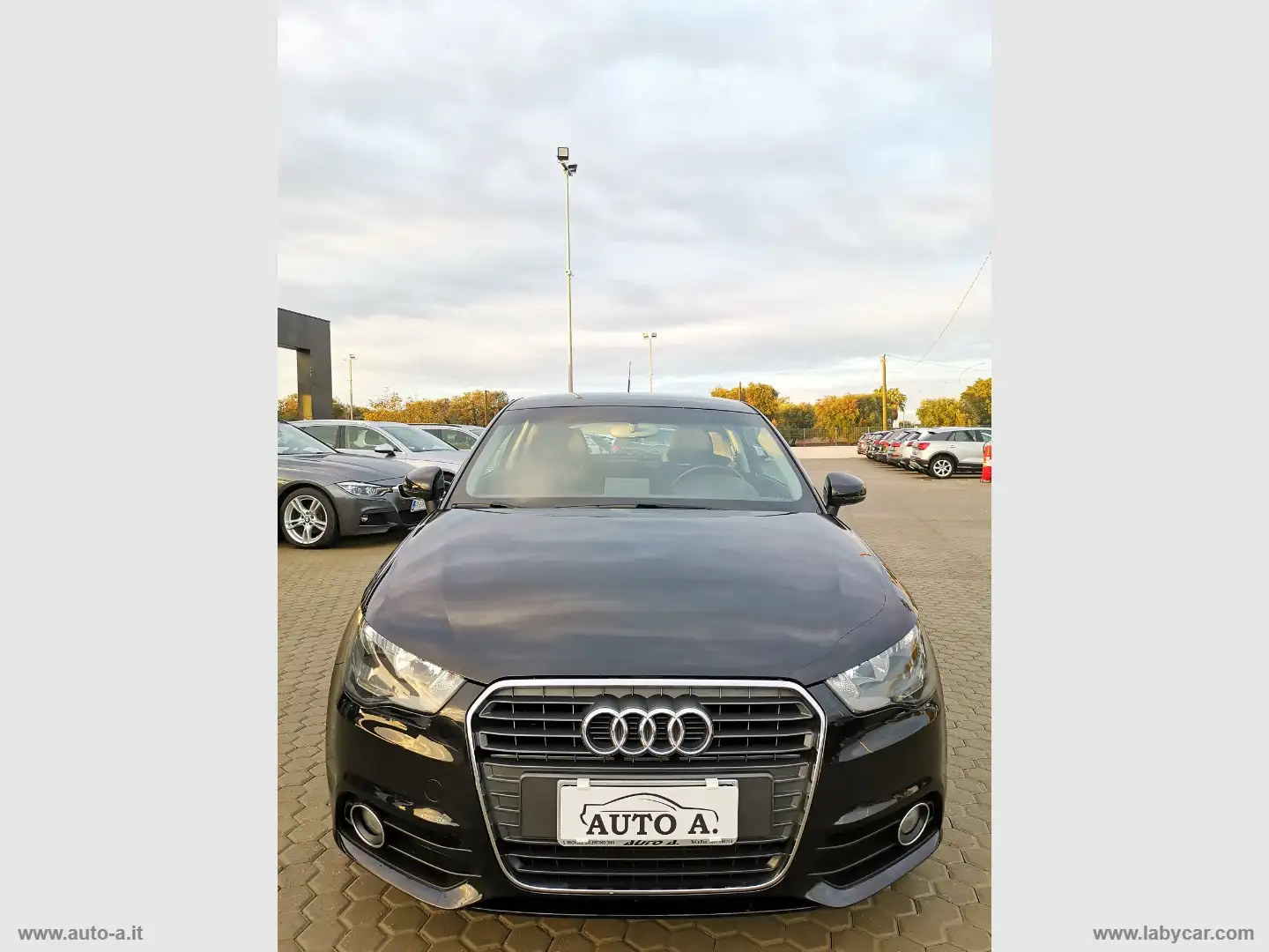 Audi A1 1.6 TDI 105 CV Ambition Nero - 2