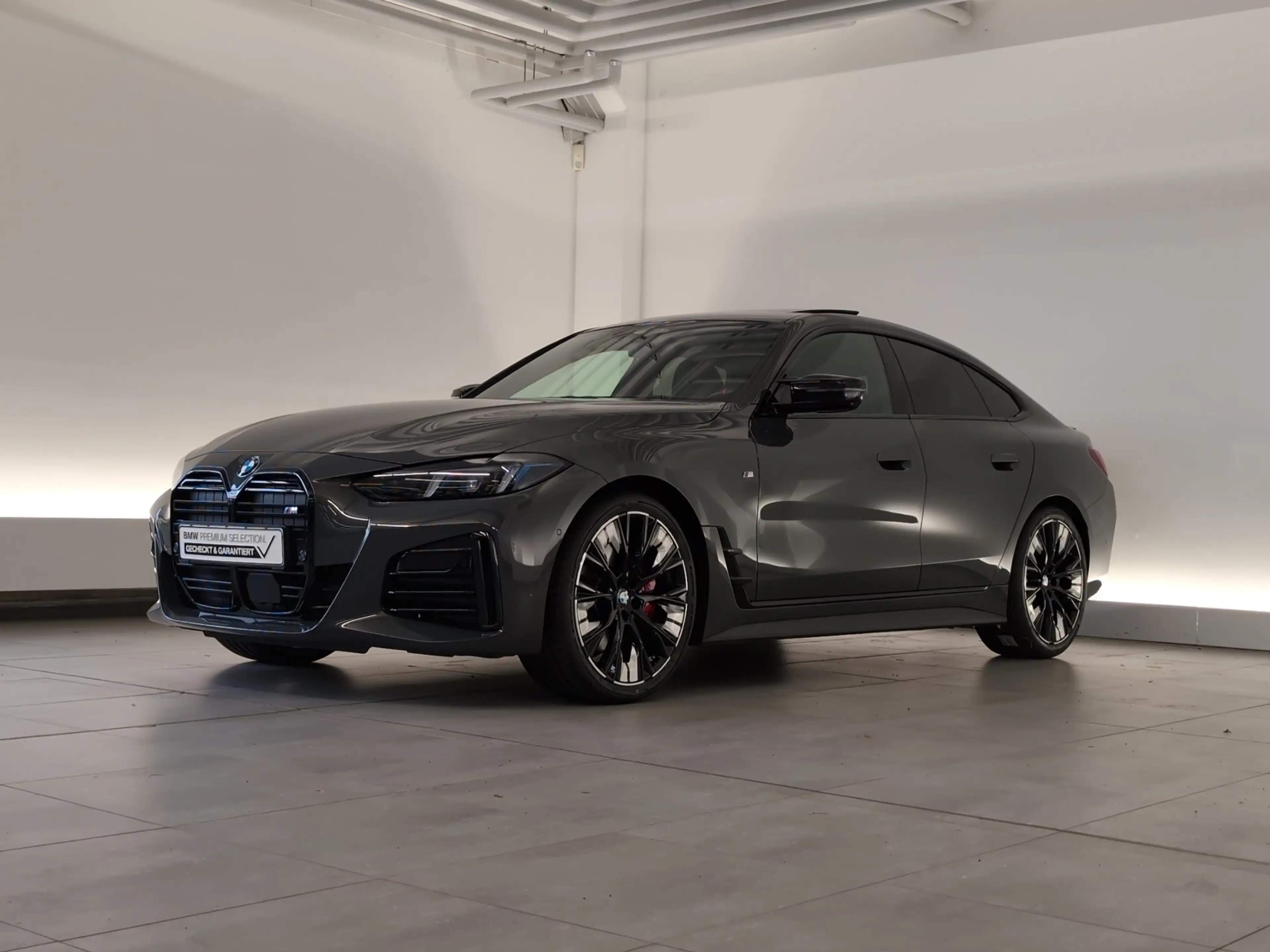 BMW M4 i xDrive Gran Coupé — photo 2