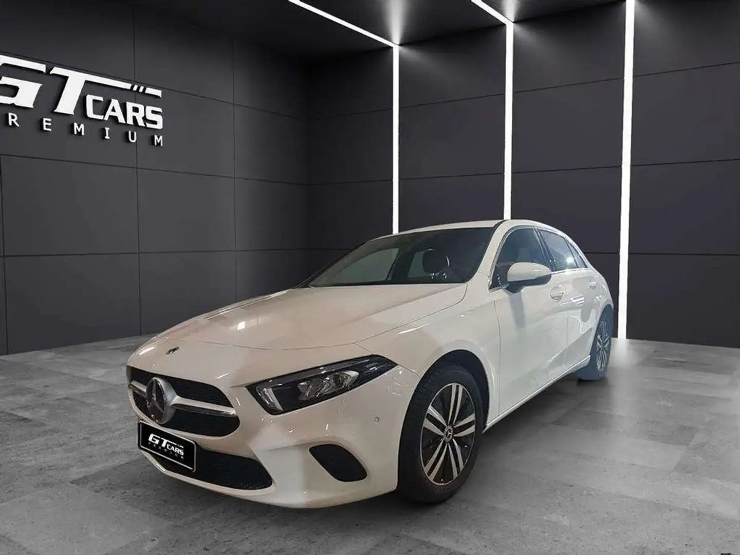 Mercedes-Benz A 250 250e Progressive Blanc - 1