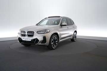 80 kWh LEDER/CUIR LED GPS PDC CAM Pano BLIS Verw.