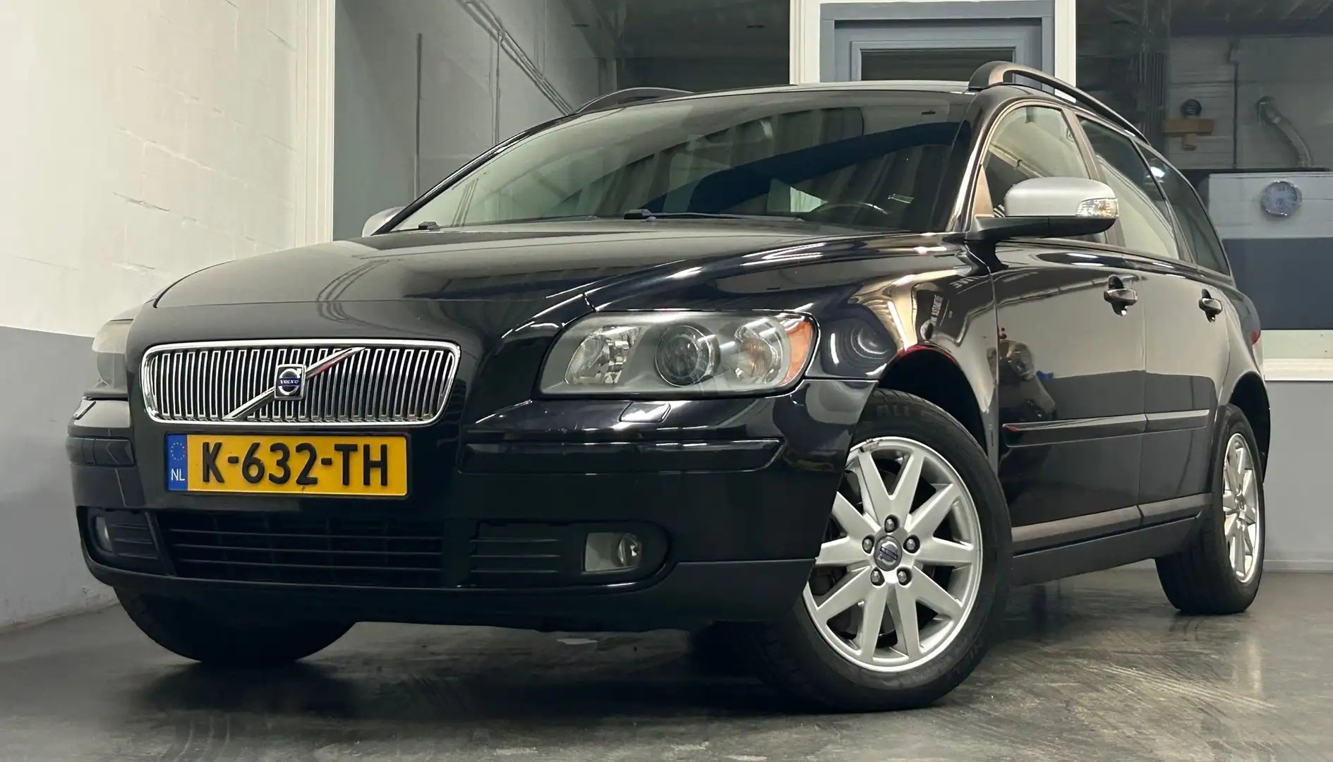 Volvo V50 2.5 T5 AWD Kinetic|APK12-25|Automaat|PDC|Stoelvw| Noir - 1