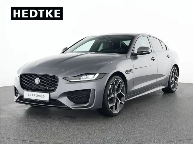 Jaguar XE P300 R-Dynamic SE AWD - 20 Zoll LMF/Panorama