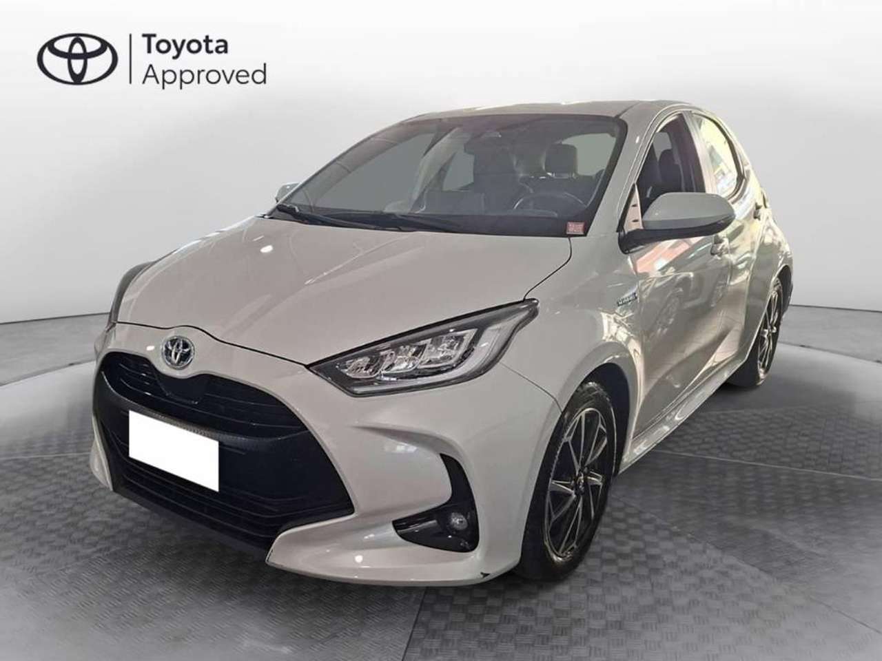 Toyota Yaris 1.5 hybrid Trend