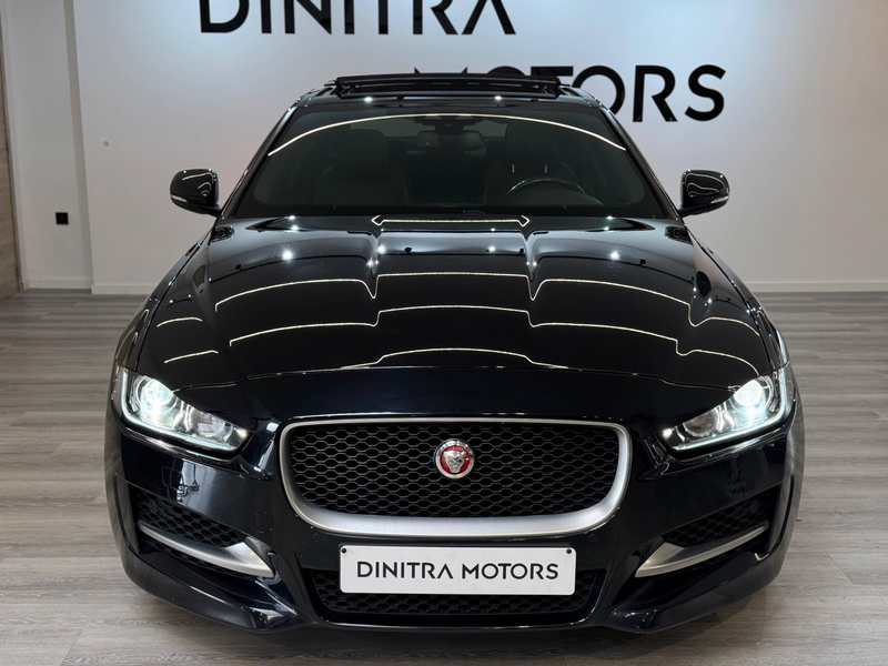 Jaguar XE 2.0D R-Sport - Pano/Navi/Cruise/Zetelvw/Keyless — photo 2