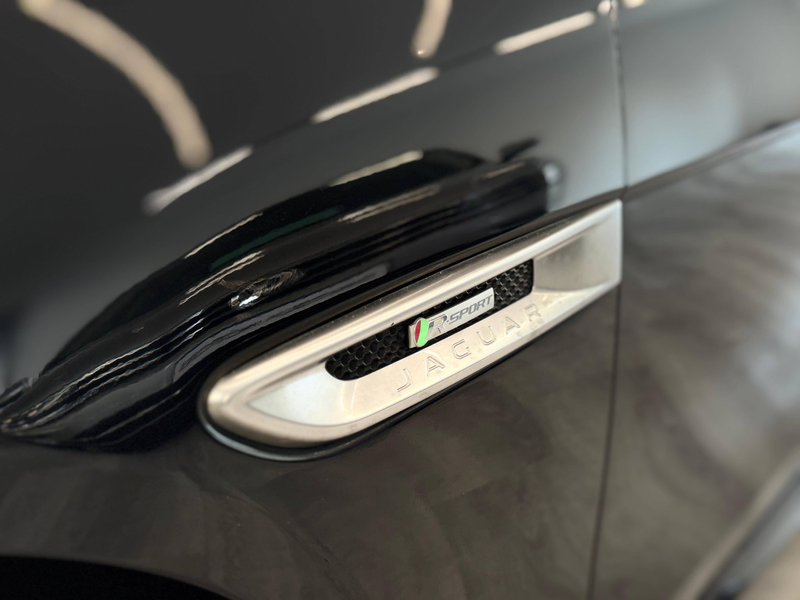 Jaguar XE 2.0D R-Sport - Pano/Navi/Cruise/Zetelvw/Keyless — photo 10