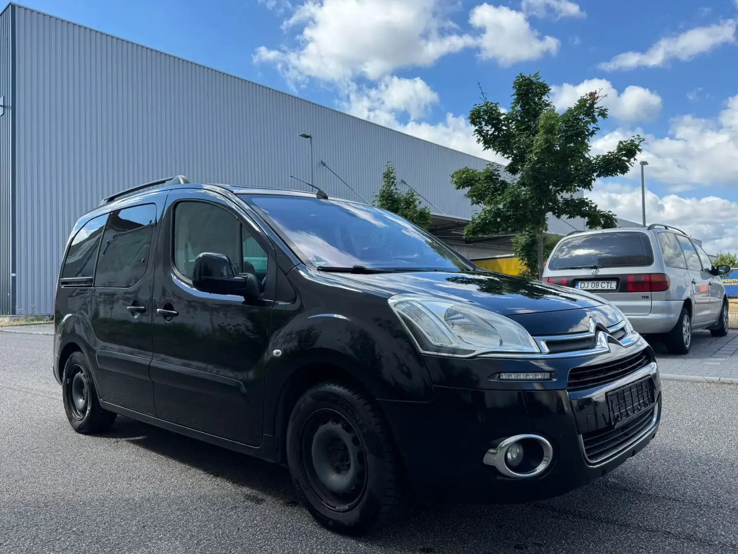 Citroen Berlingo Kombi Selection Schwarz - 1