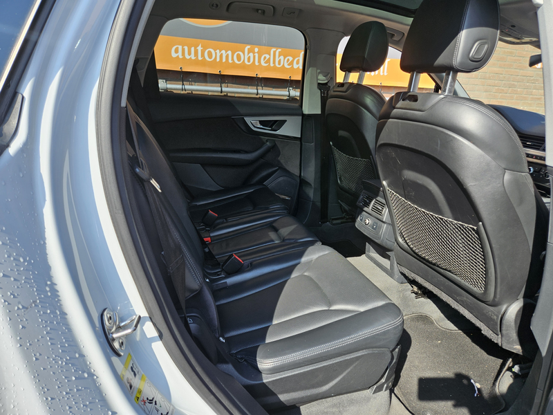 Audi Q7 3.0 TDI quattro Pro Line + — photo 35