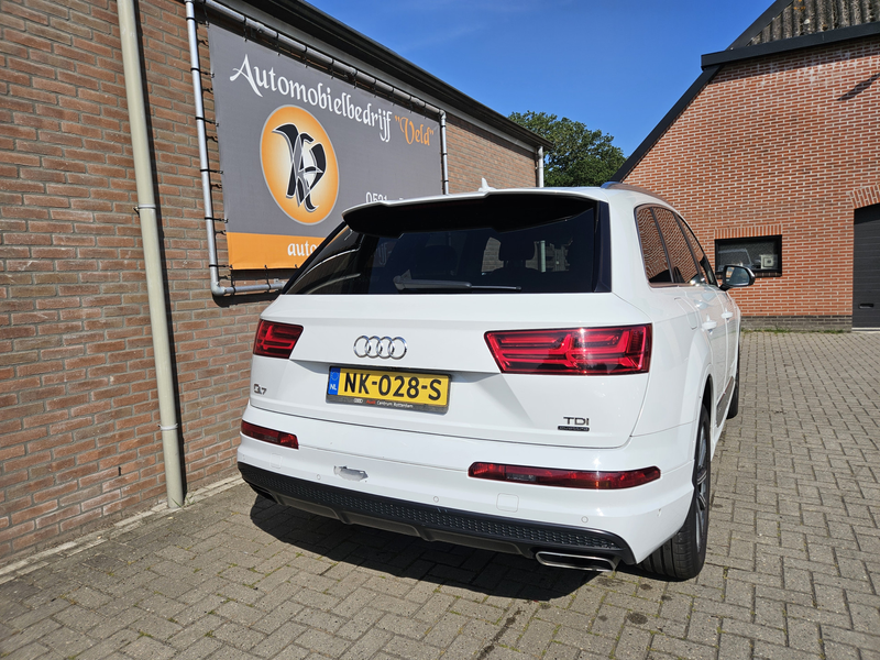 Audi Q7 3.0 TDI quattro Pro Line + — photo 28