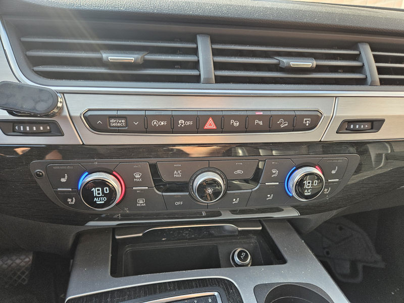 Audi Q7 3.0 TDI quattro Pro Line + — photo 17
