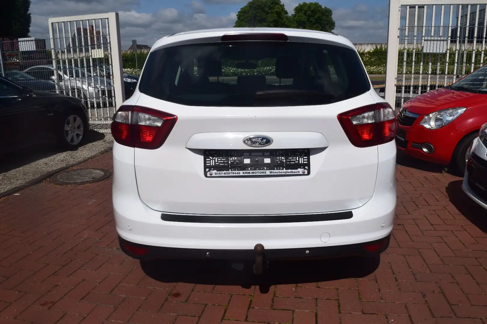 Ford C-Max TÜV/AU NEU,KLIMA,ABNEHMBARE AHK.,6 GANG Weiß - 2