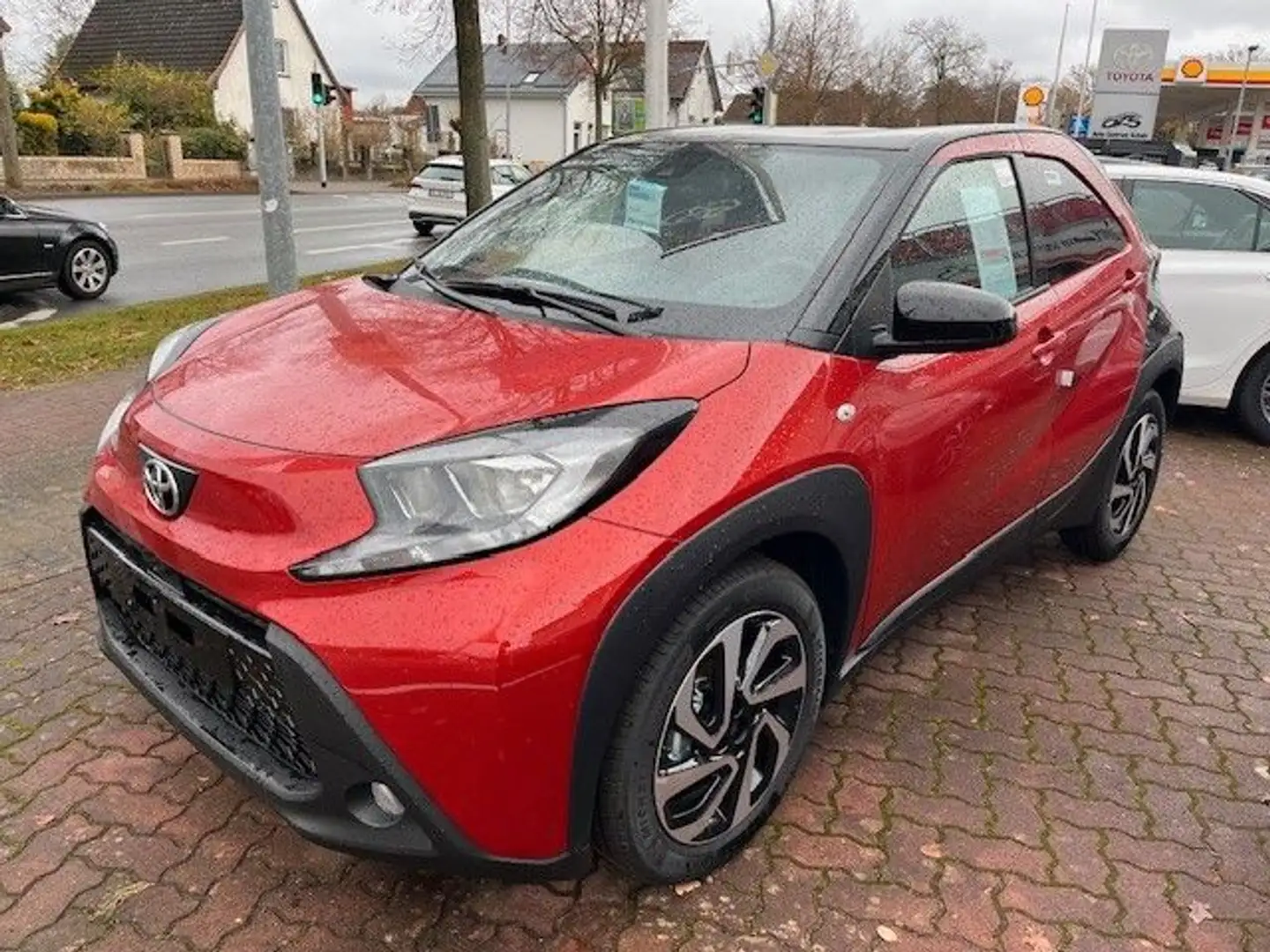 Toyota Sonstige AYGO X 1,0 TEAMPLAYER,SITZHEIZUNG Schwarz - 2