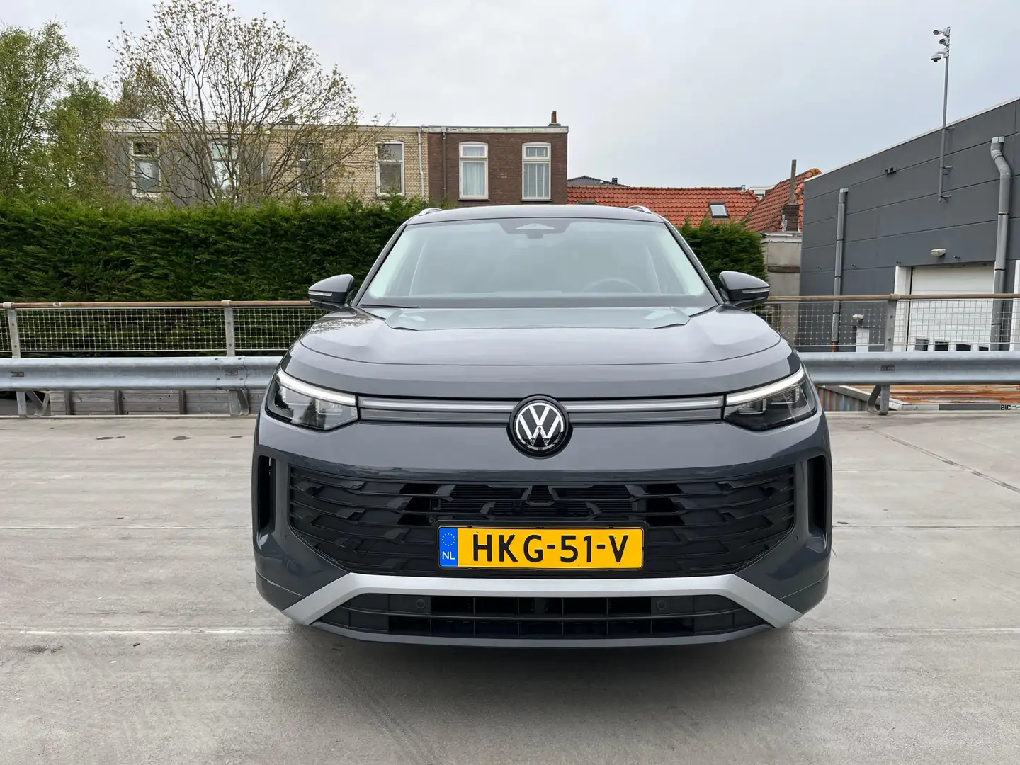 Volkswagen Tayron 1.5 eTSI 204 pk Life Edition | Comfort pakket | AC Grijs - 2