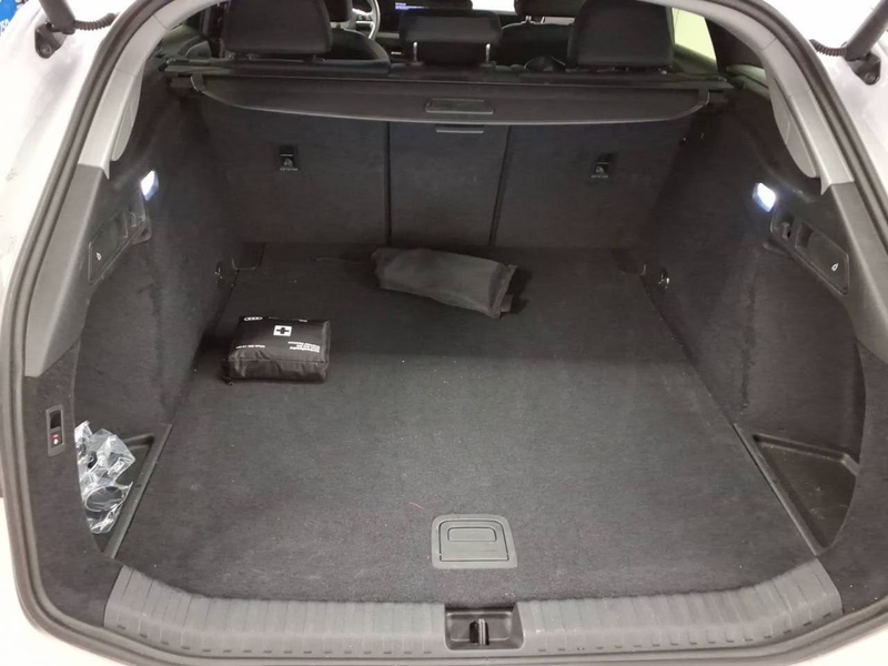 Audi A6 e-tron Avant S line perf 0.25% AHK HUD 360° Matrix — photo 7