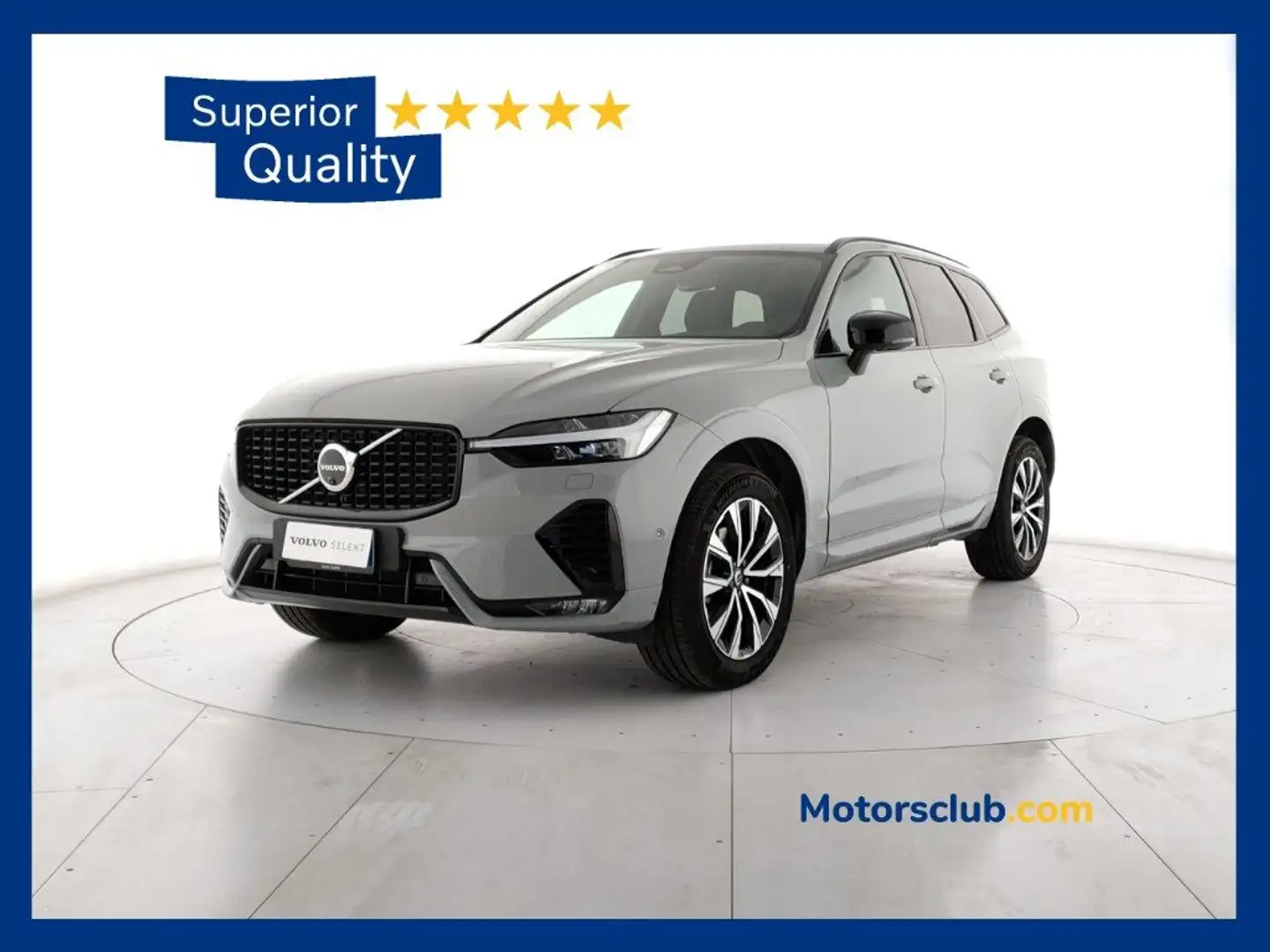 Volvo XC60 B5 AWD automatico Plus Dark Grigio - 1