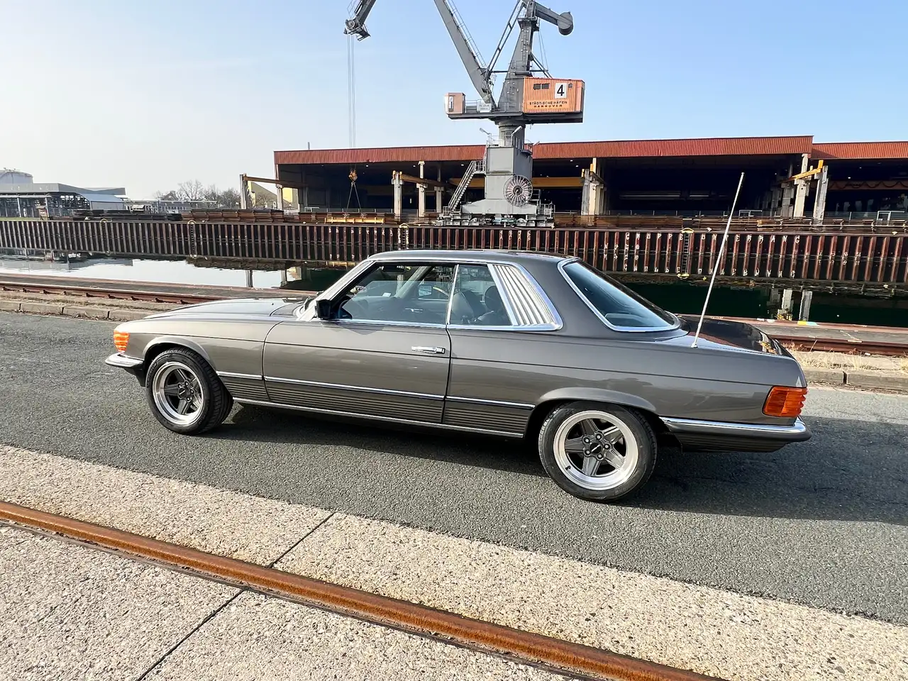 Mercedes-Benz S-Class 500 1981