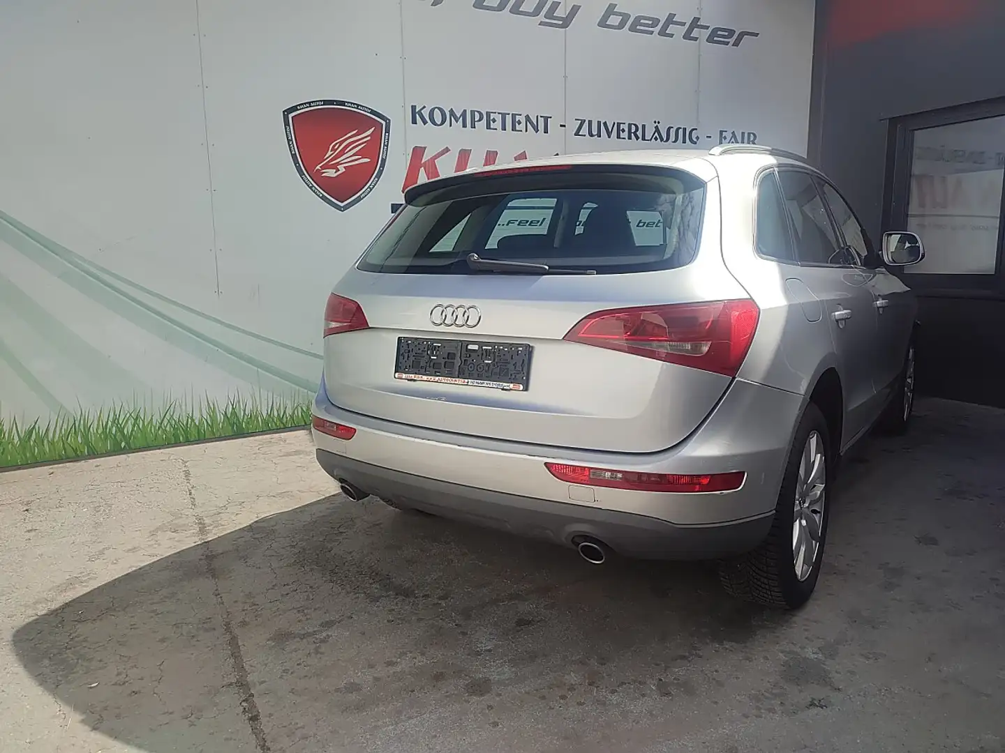 Audi Q5 3.0 TDI DPF quattro Silber - 2