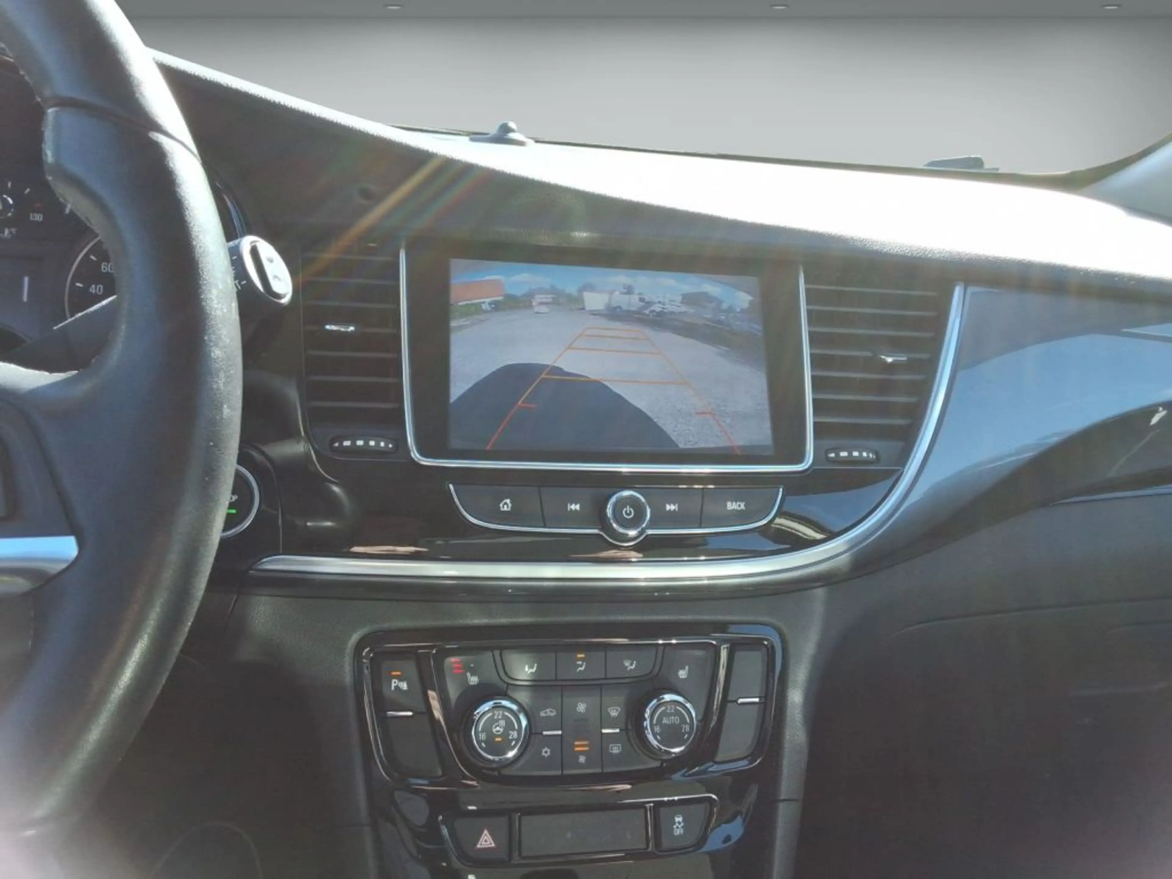 Opel Mokka X 1.4 Automatik Innovation — photo 12