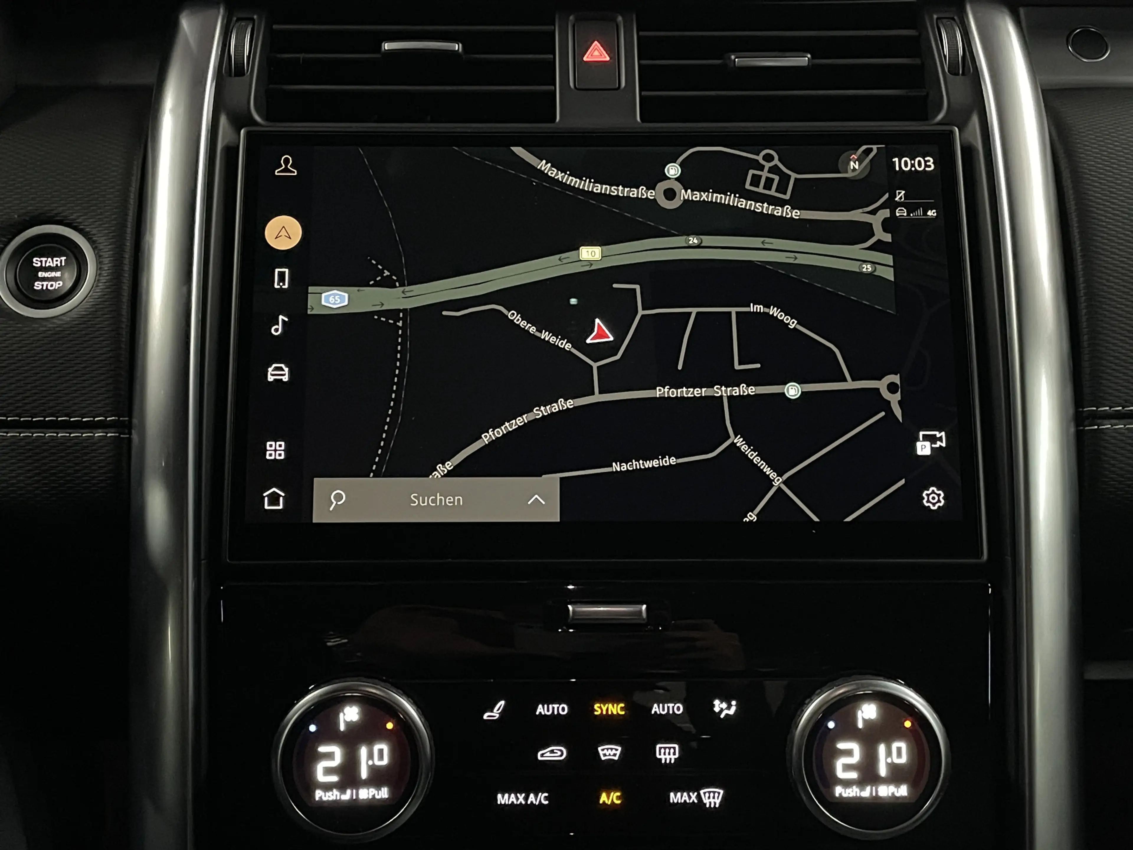 Land Rover Discovery 5*R-Dynamic SE D250 AWD* — photo 14