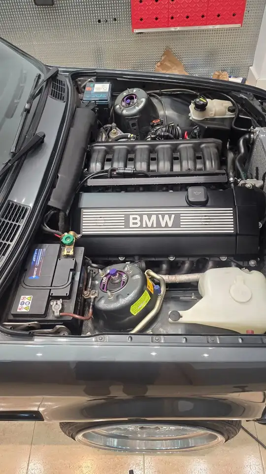BMW 316 328i, foto 7