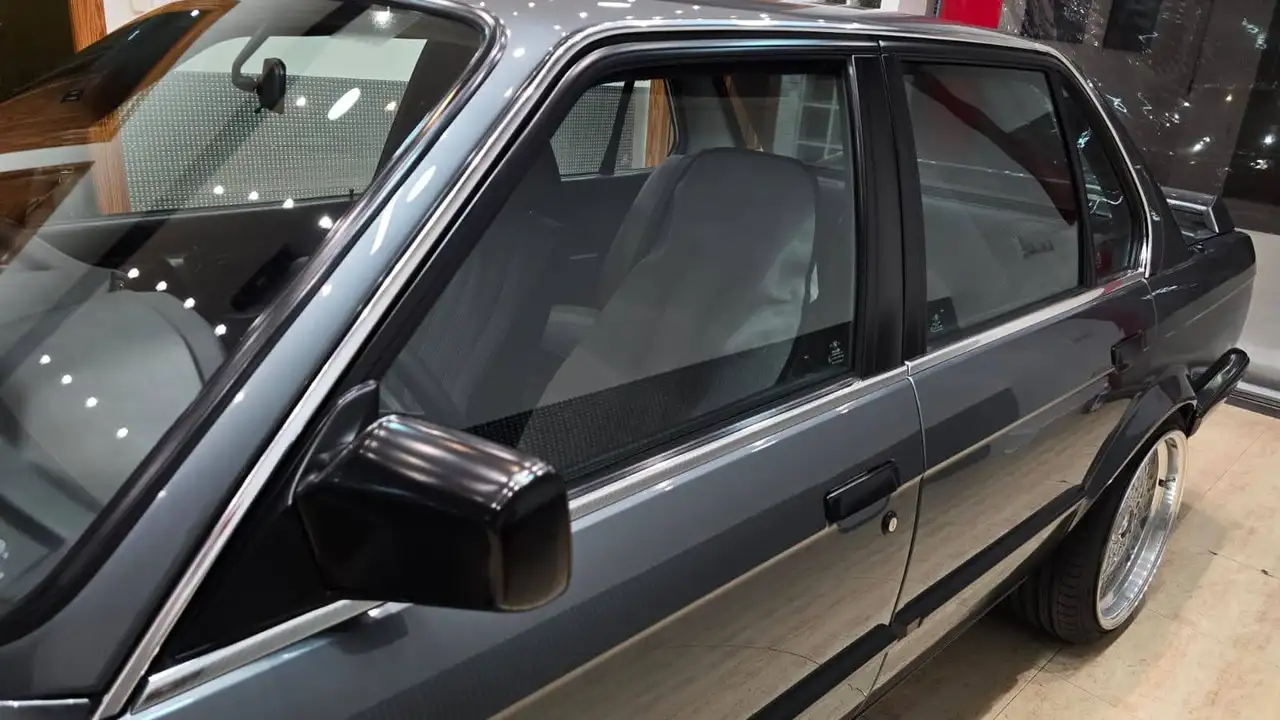 BMW 316 328i, foto 5