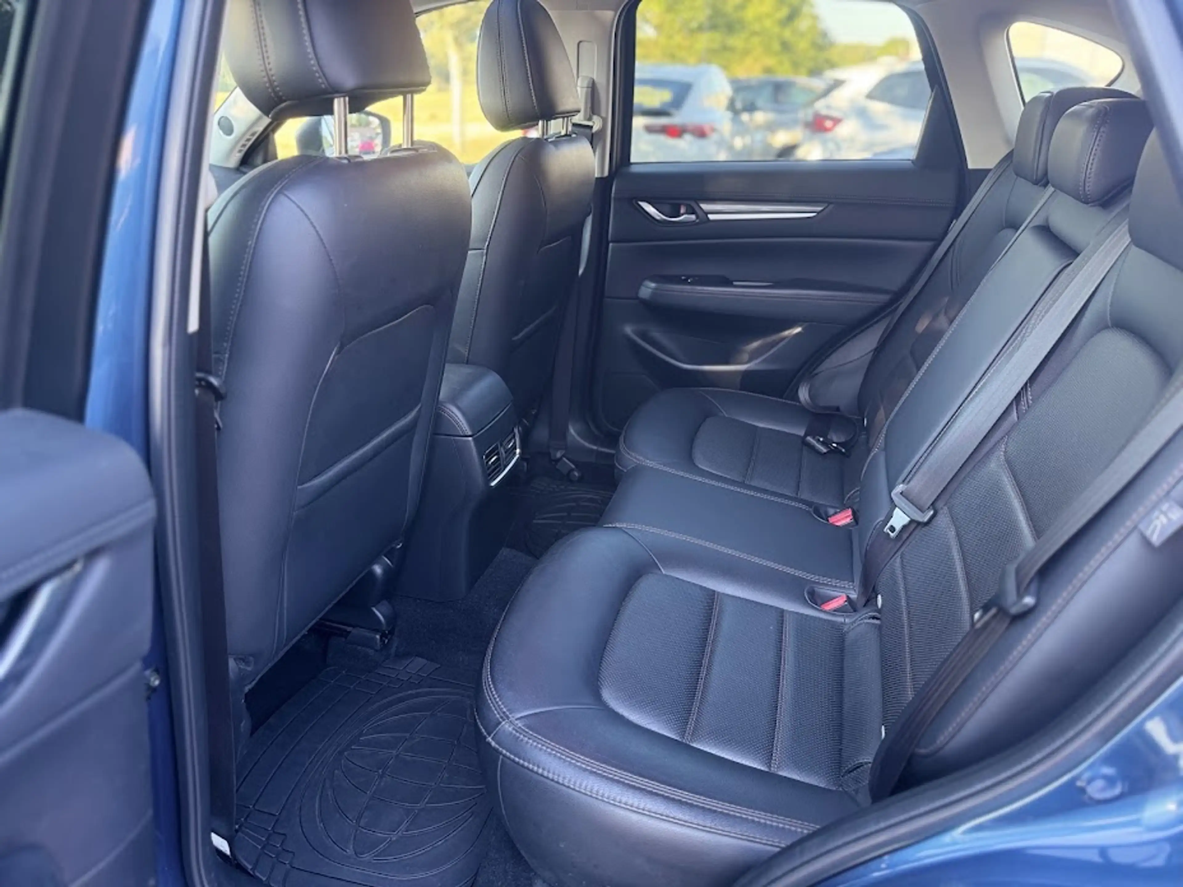 Mazda CX-5 2.0L 4X4 / PANO / BOSE AUDIO / 360 CAM / TREKHAAK / HUD / KEYL / VENT SEATS / ... — photo 37