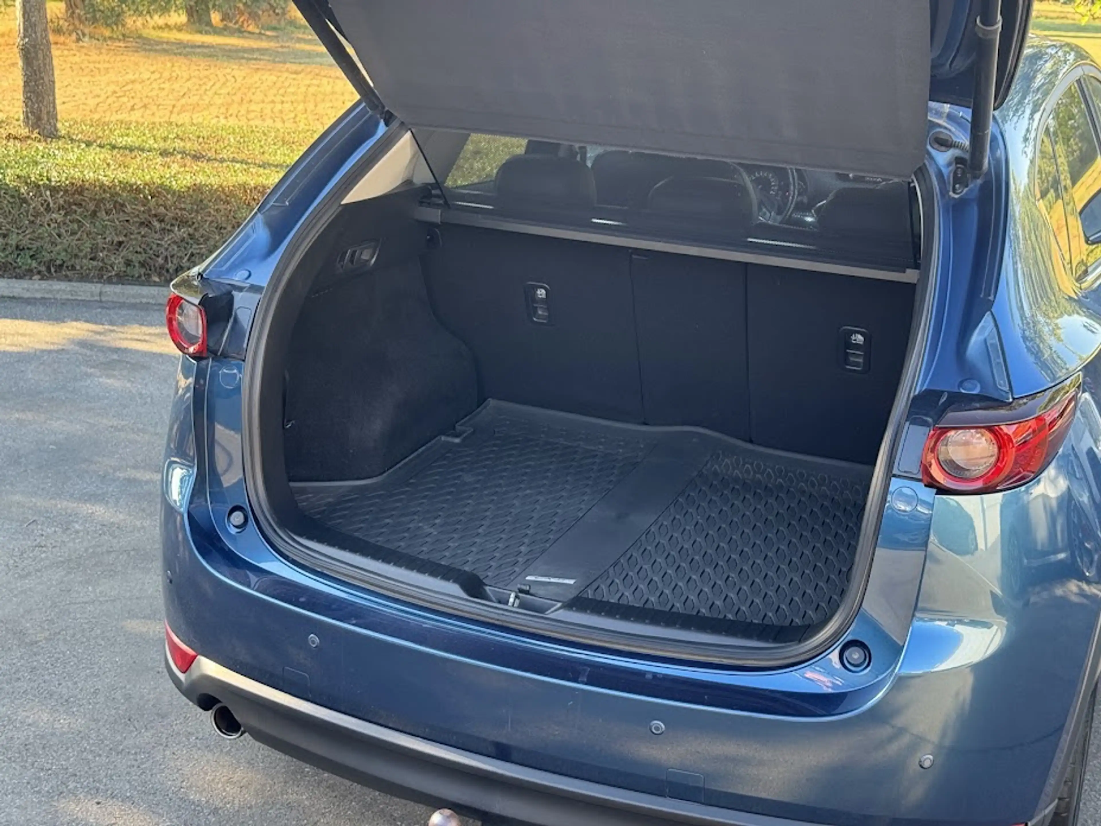Mazda CX-5 2.0L 4X4 / PANO / BOSE AUDIO / 360 CAM / TREKHAAK / HUD / KEYL / VENT SEATS / ... — photo 8