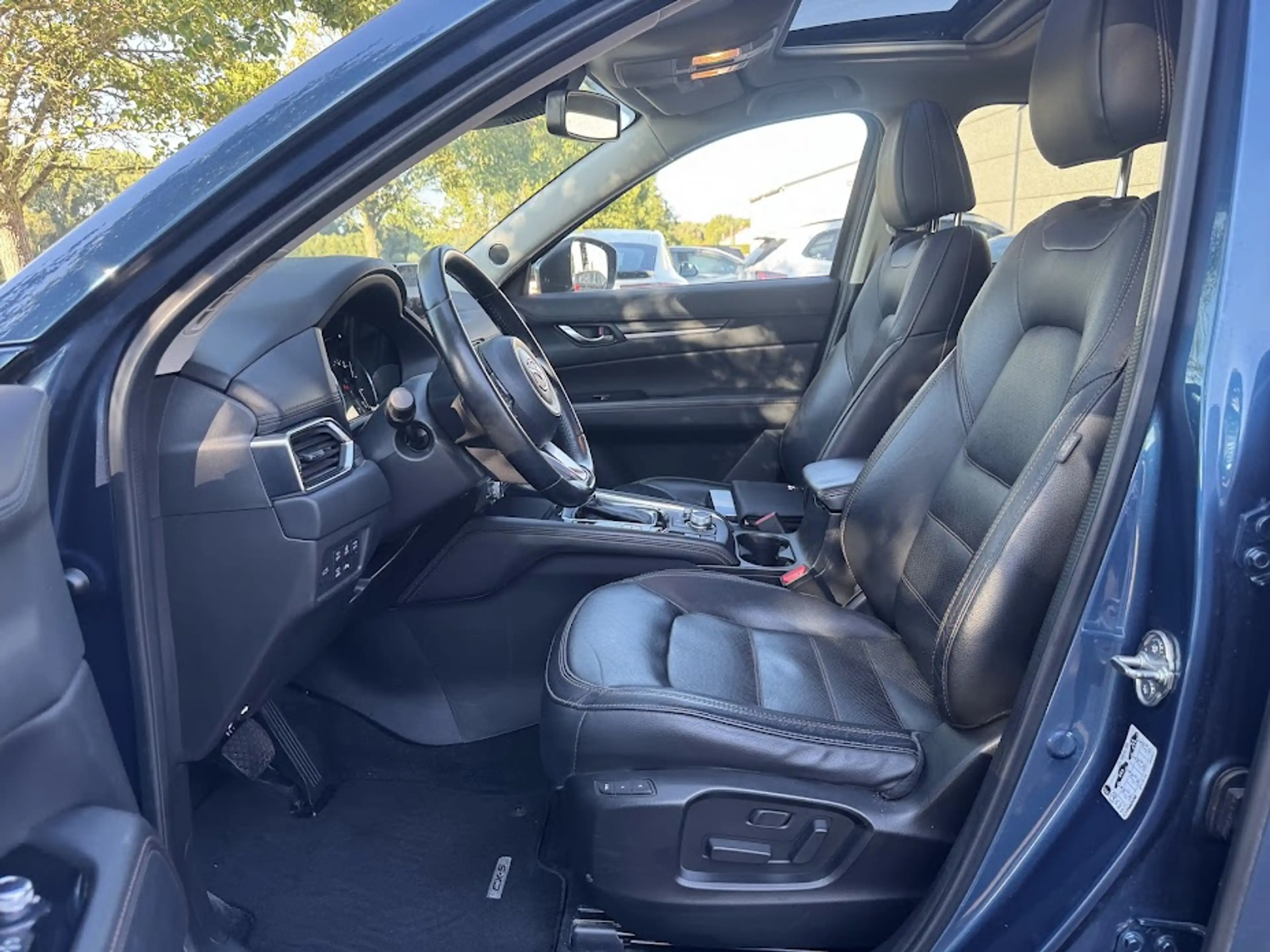 Mazda CX-5 2.0L 4X4 / PANO / BOSE AUDIO / 360 CAM / TREKHAAK / HUD / KEYL / VENT SEATS / ... — photo 16