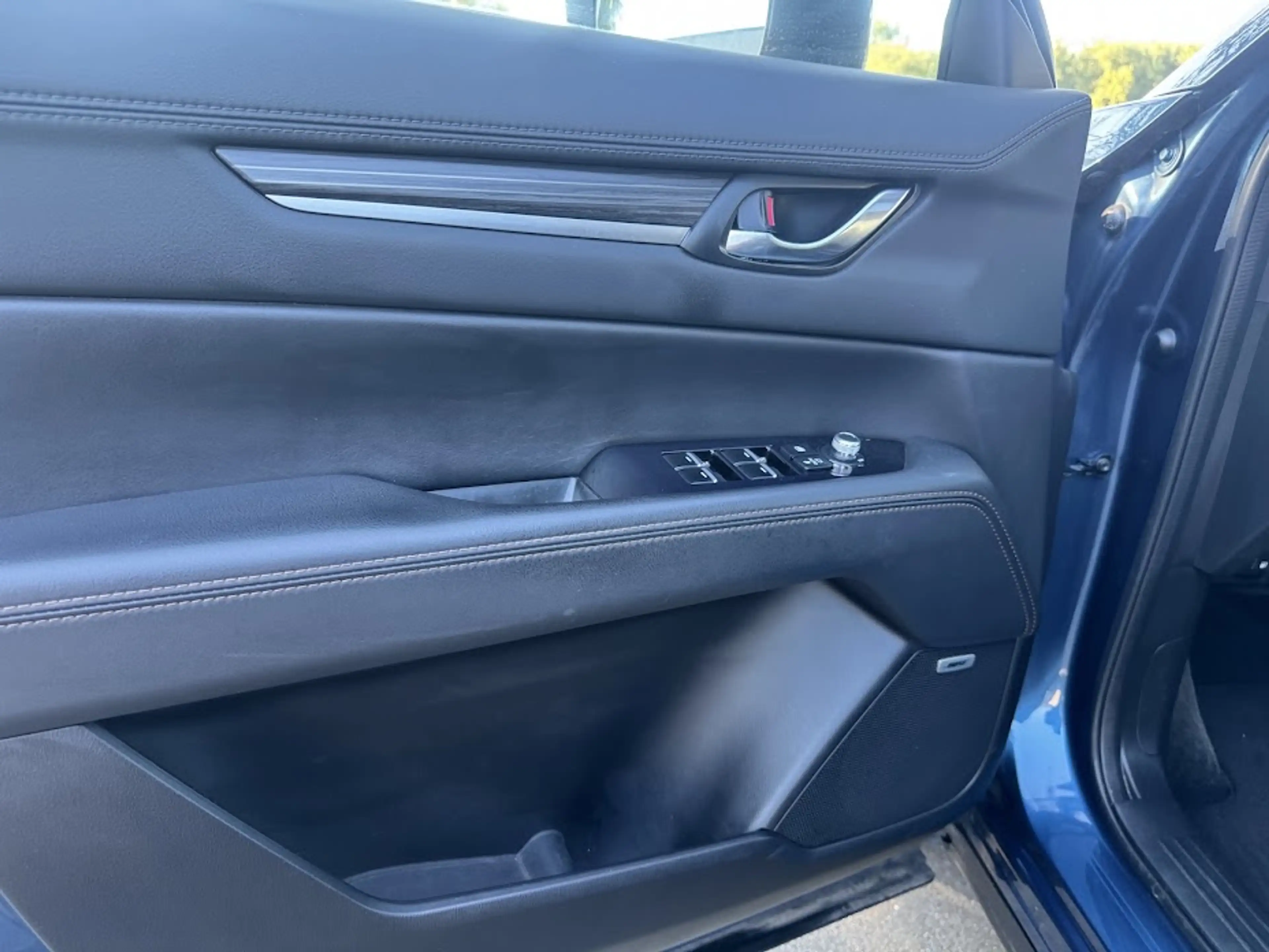 Mazda CX-5 2.0L 4X4 / PANO / BOSE AUDIO / 360 CAM / TREKHAAK / HUD / KEYL / VENT SEATS / ... — photo 18