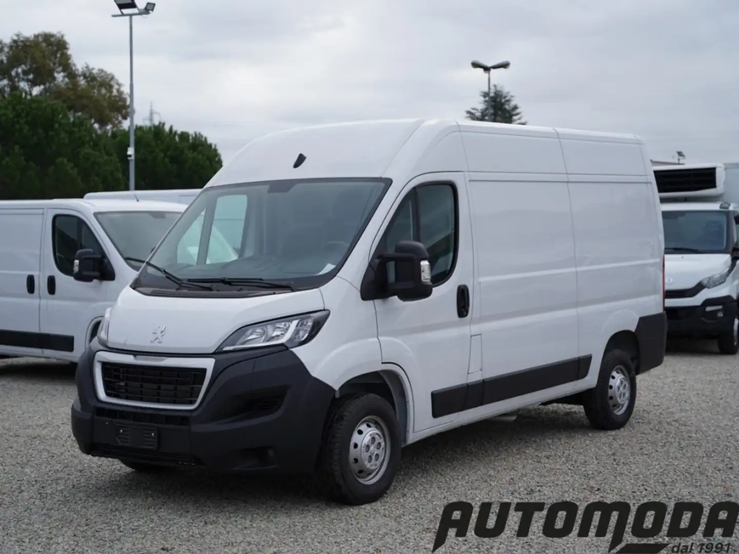 Peugeot Boxer 333 L2H2 140BLUEHDI Weiß - 1