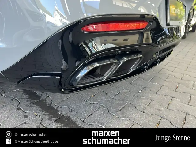 Mercedes-Benz SL view 13
